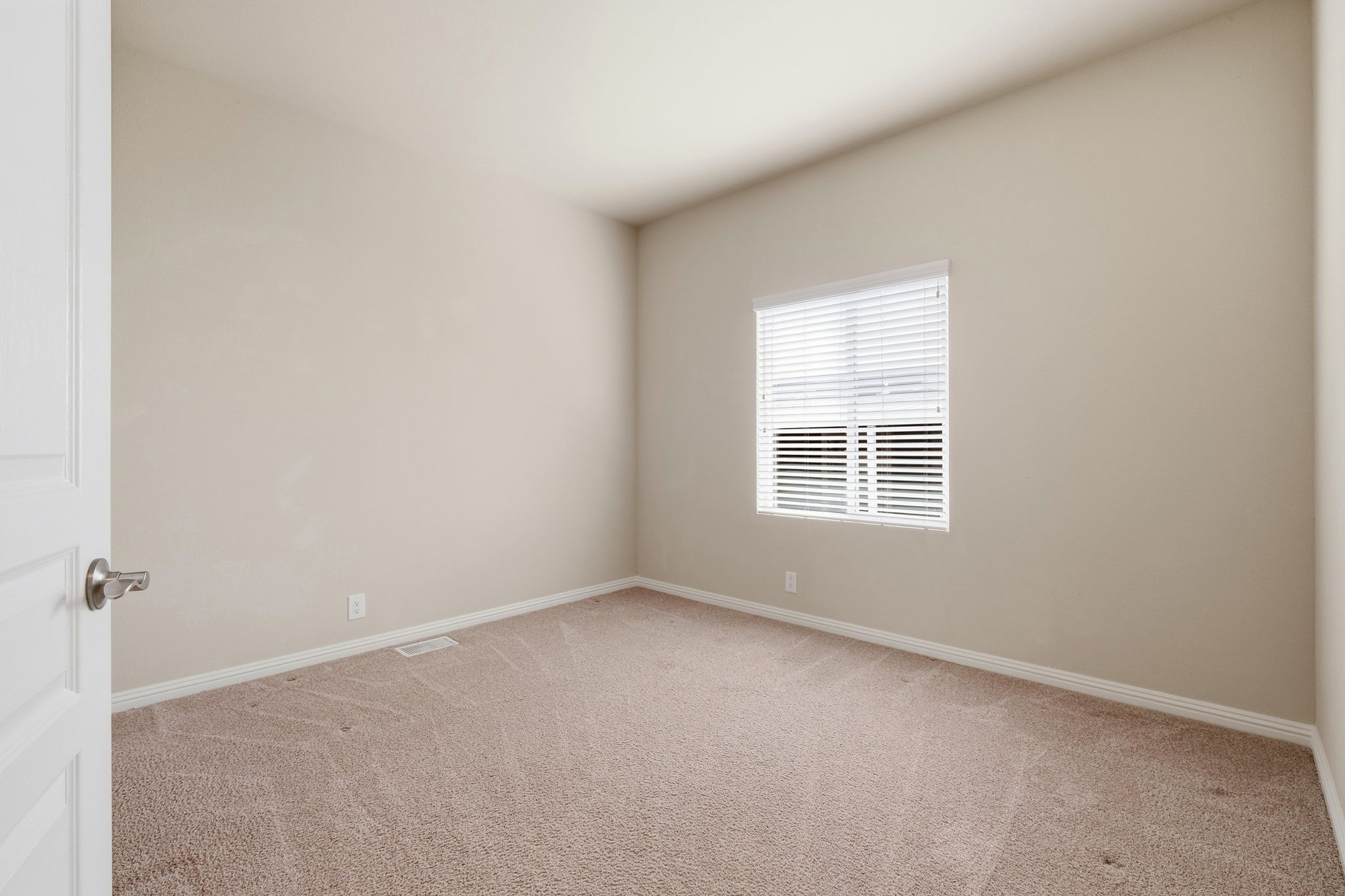 030_F8_100 N Rodeo Gulch Rd 118