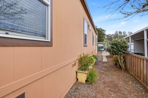 043_F8_100 N Rodeo Gulch Rd 118