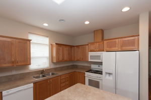  Photo 48
