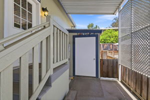 Photo 42