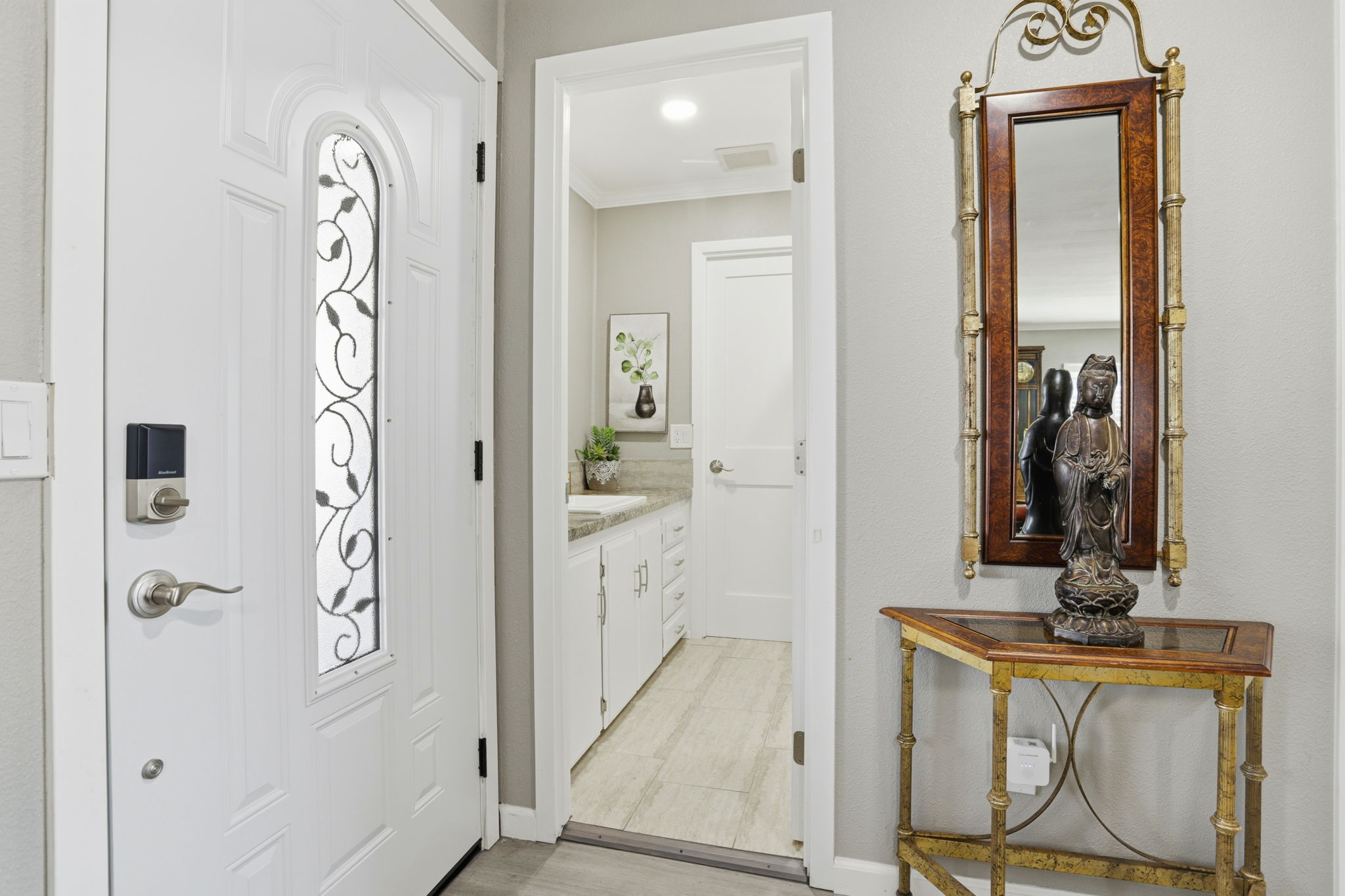 005_F8_100 N Rodeo Gulch