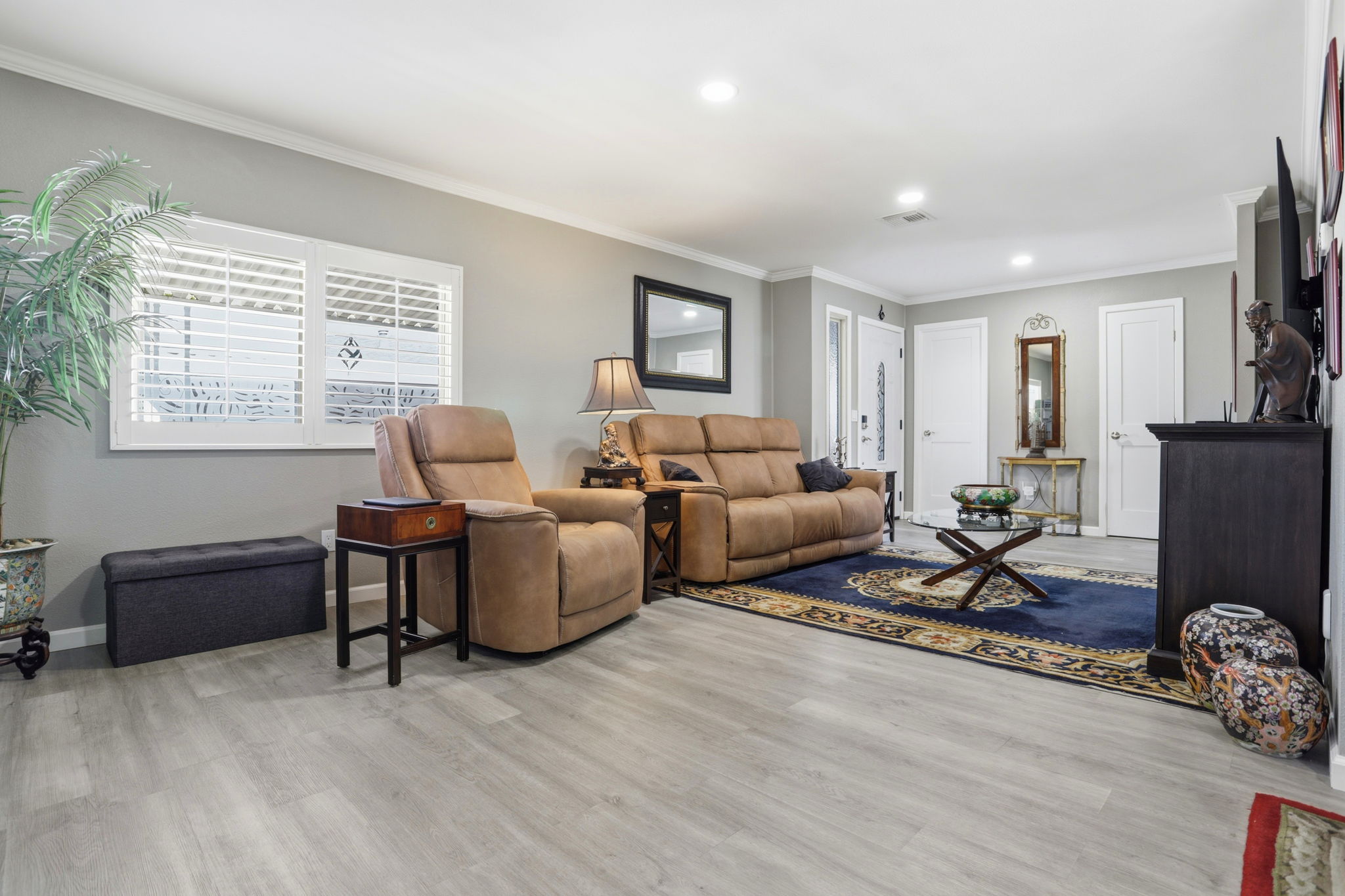 009_F8_100 N Rodeo Gulch