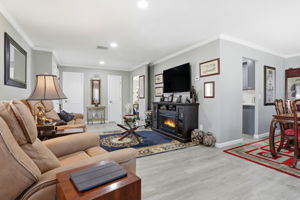 008_F8_100 N Rodeo Gulch