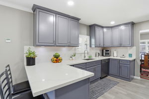 012_F8_100 N Rodeo Gulch