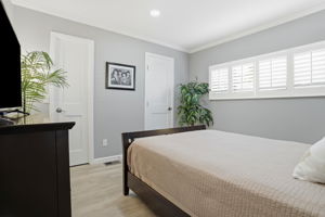 022_F8_100 N Rodeo Gulch