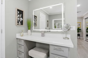 027_F8_100 N Rodeo Gulch