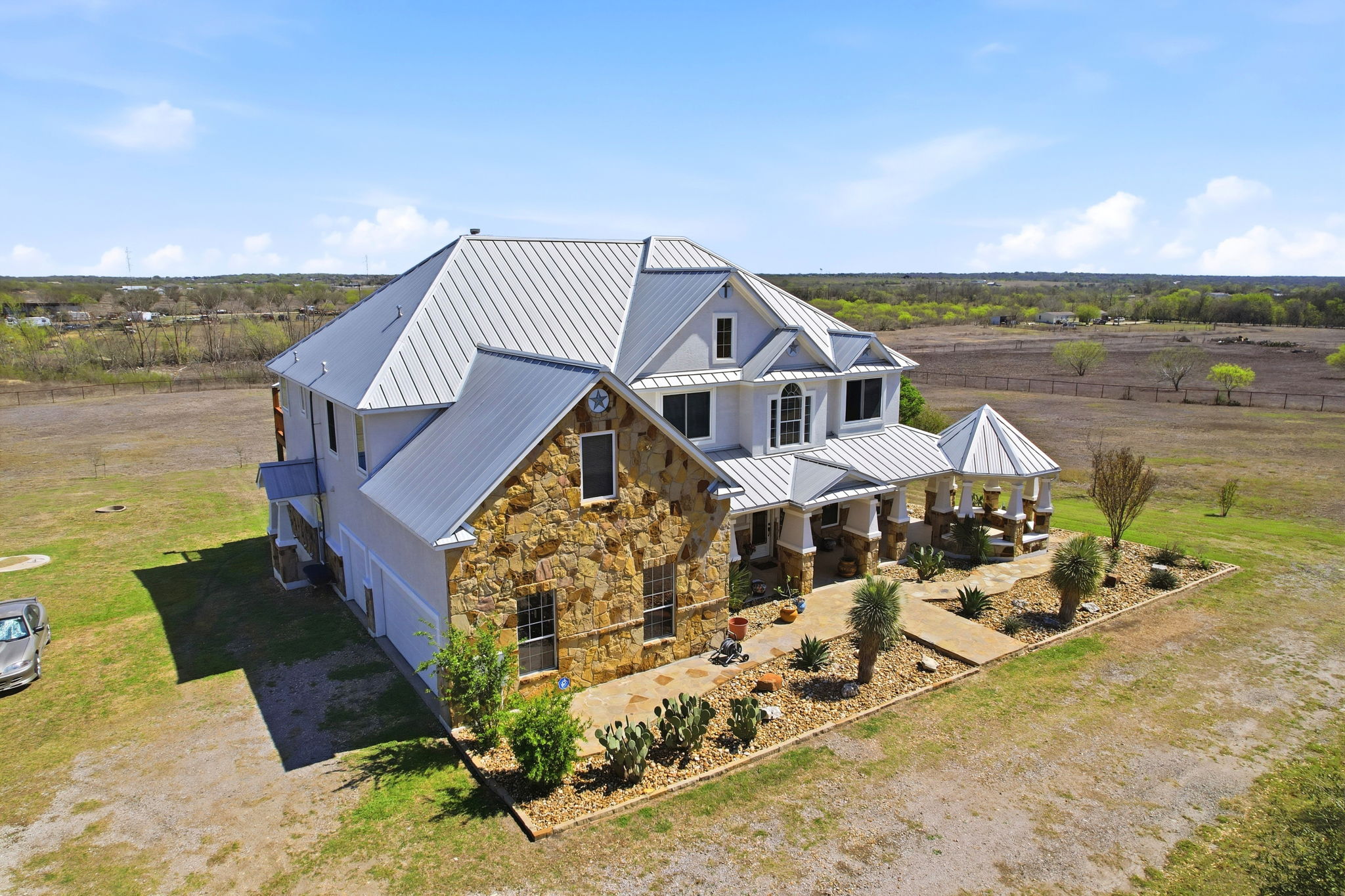 002_f8_AERIAL_100 Pr 1200