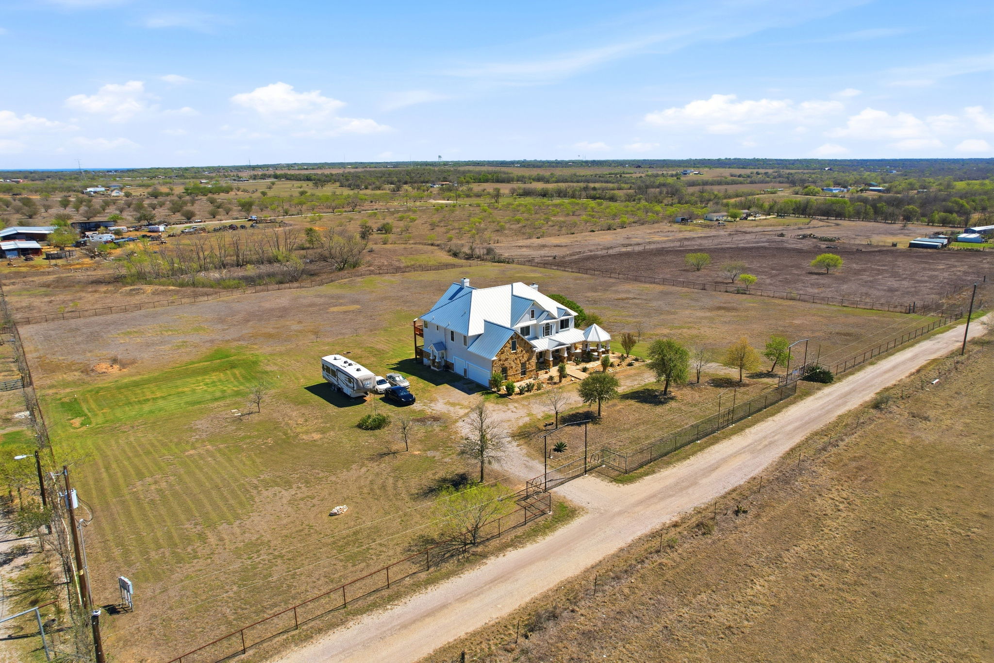 007_f8_AERIAL_100 Pr 1200