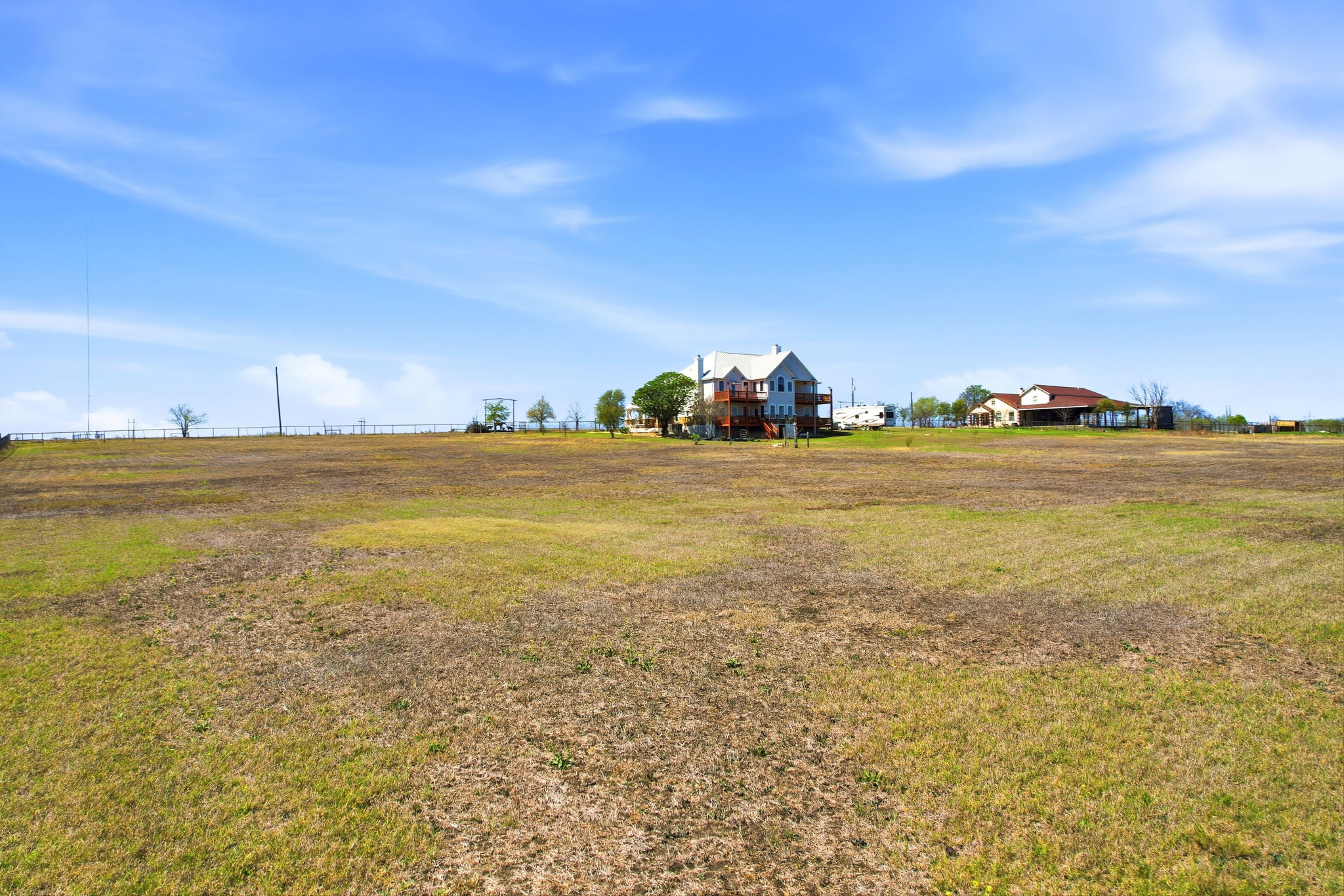 021_f8_AERIAL_100 Pr 1200