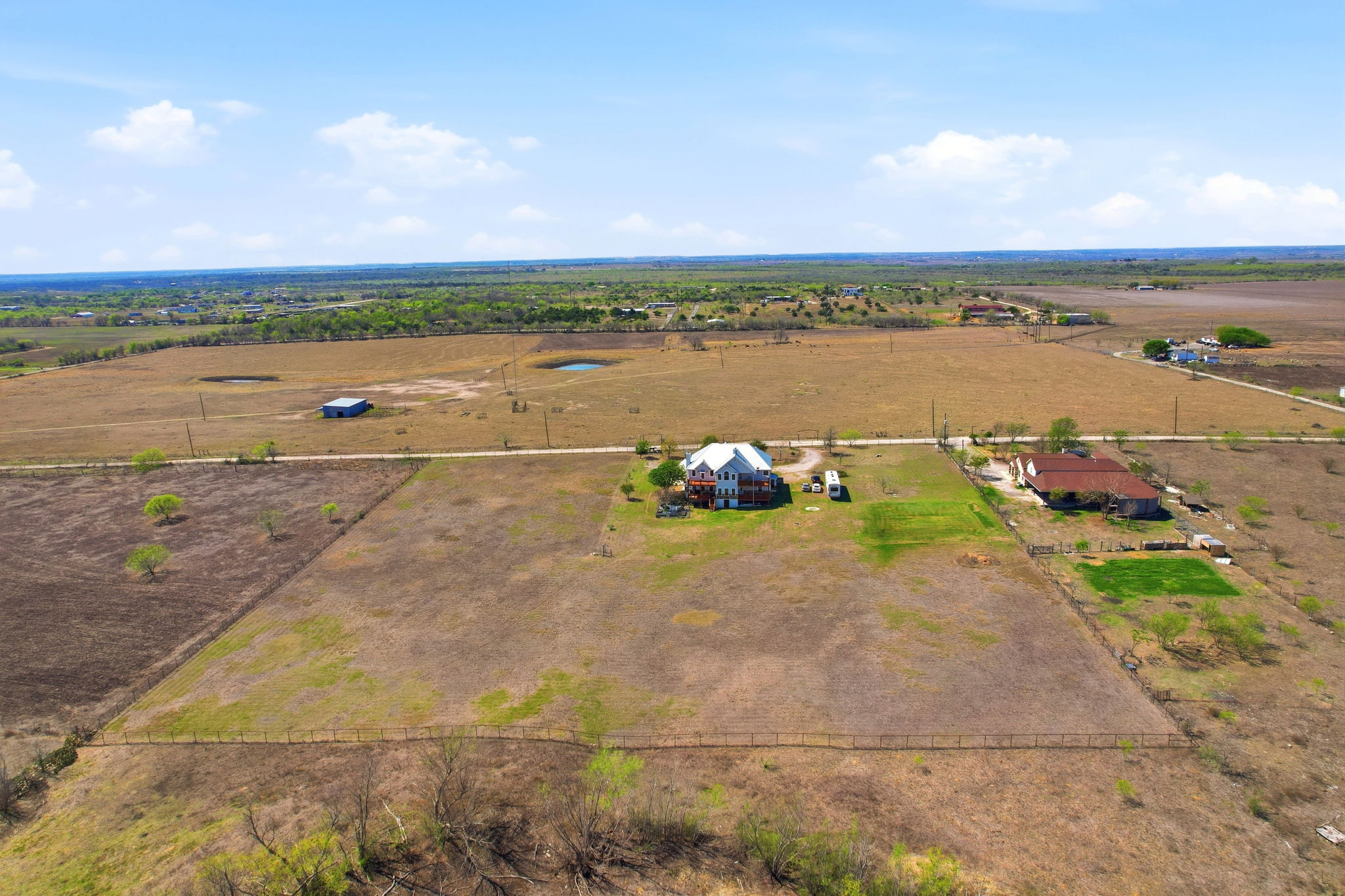 023_f8_AERIAL_100 Pr 1200