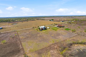 024_f8_AERIAL_100 Pr 1200