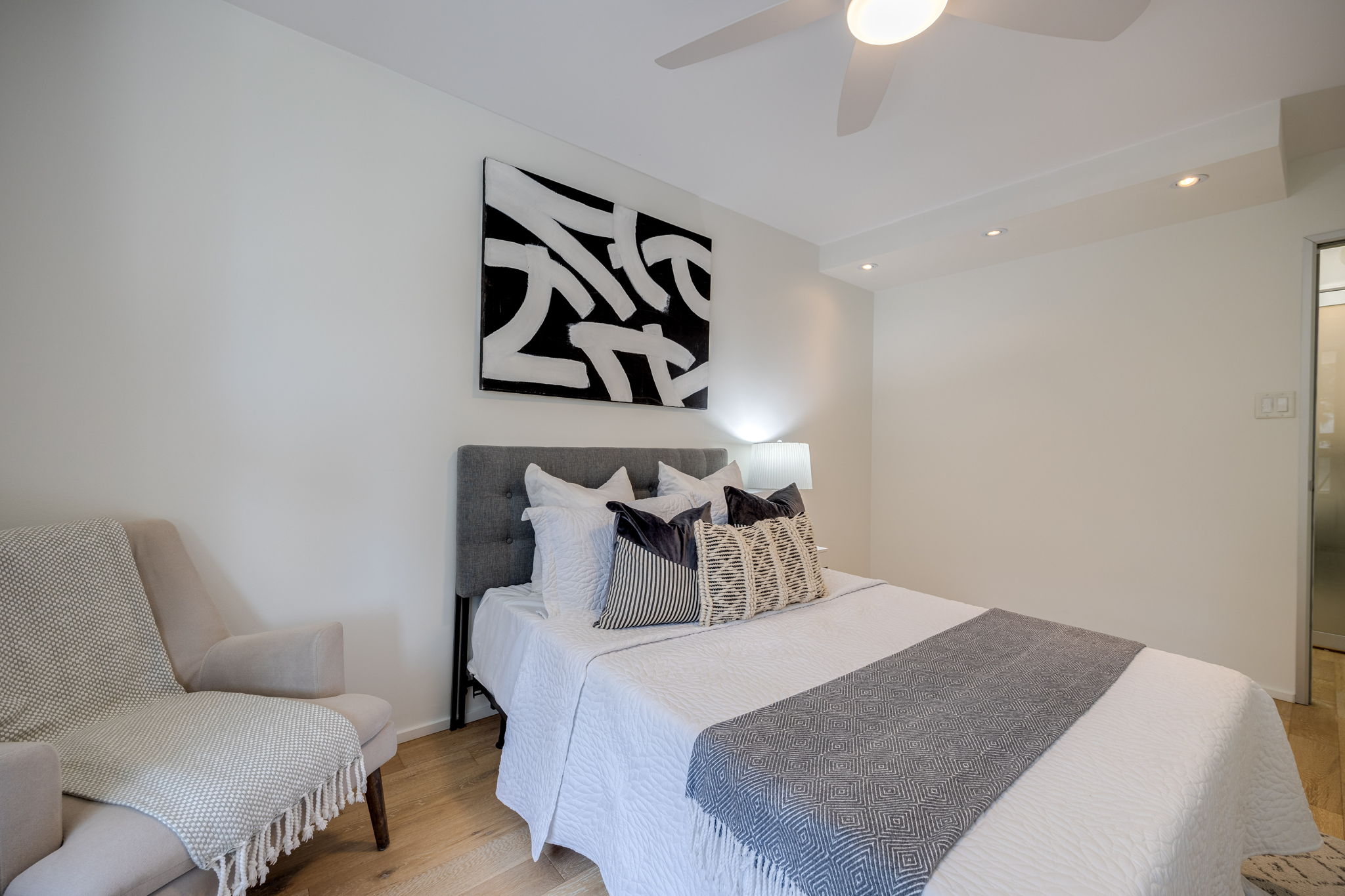 Toronto property showcase — delivered property photograph 21