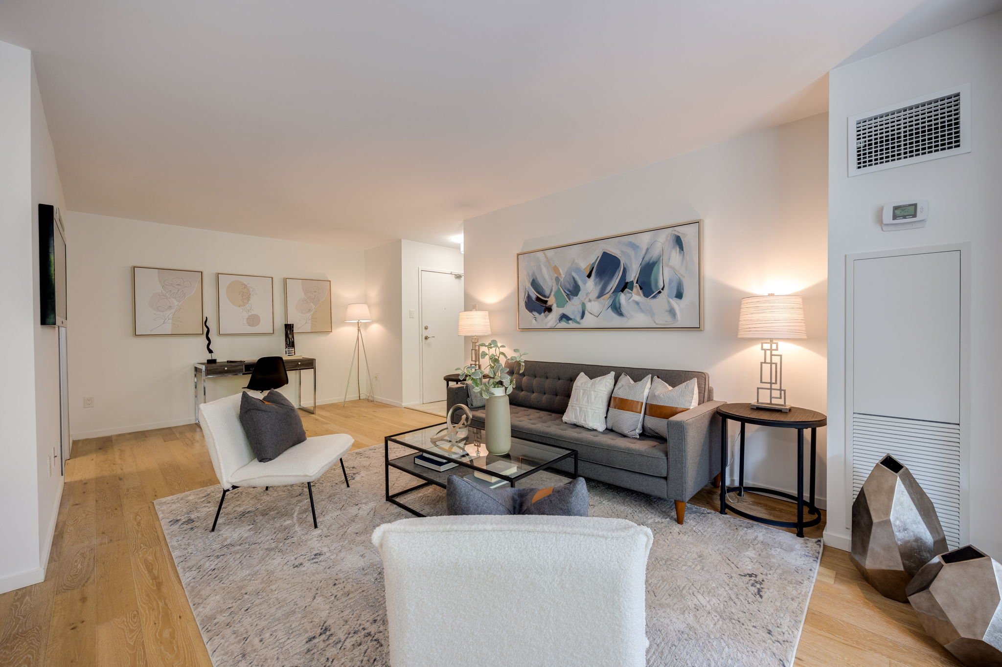 Toronto property showcase — delivered property photograph 9