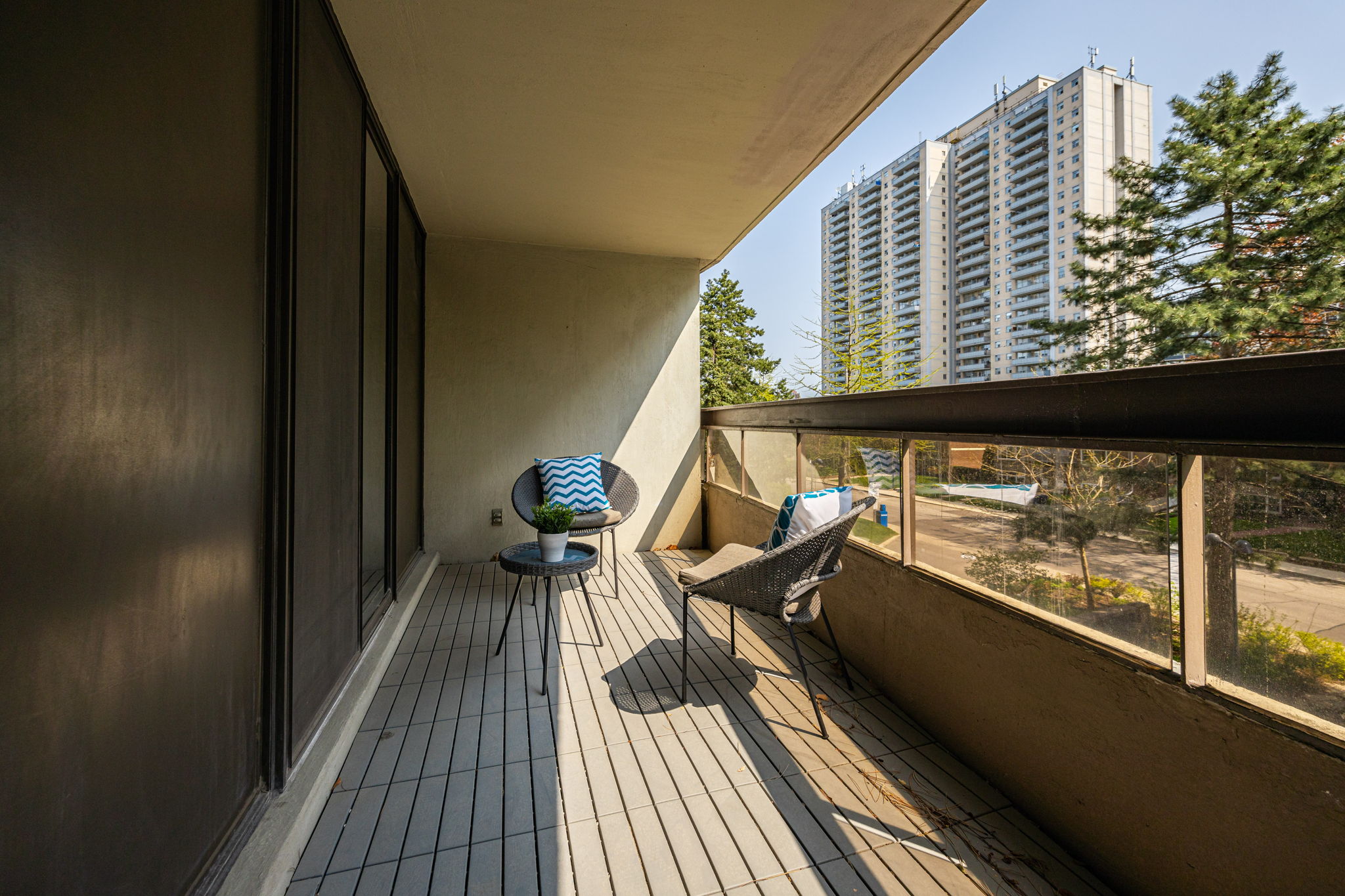 Toronto property showcase — delivered property photograph 34