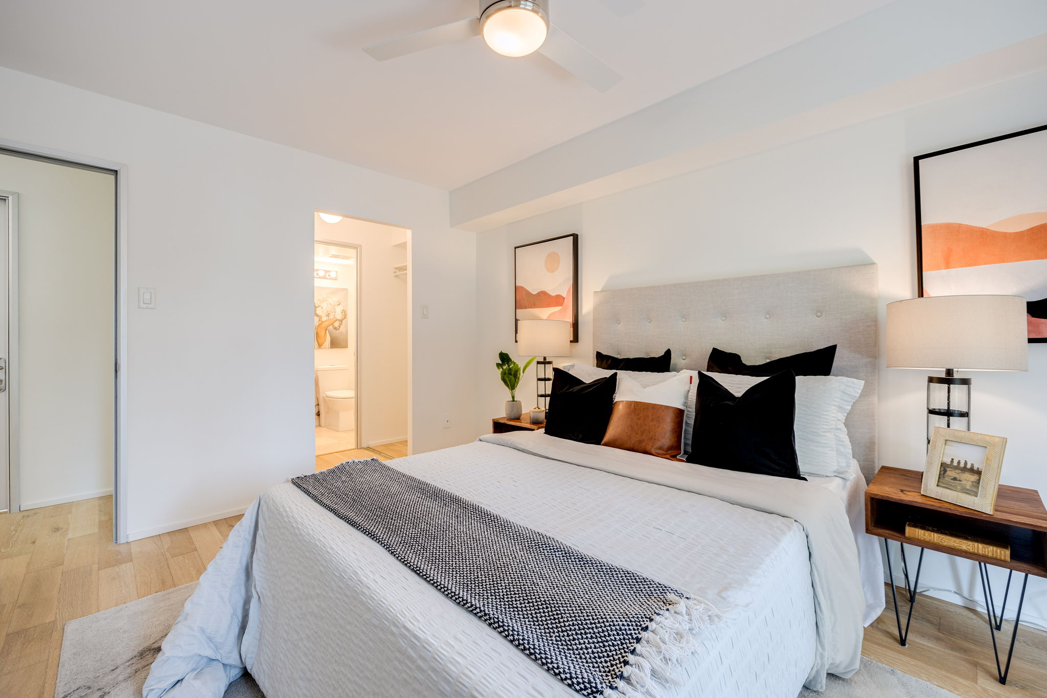 Toronto property showcase — delivered property photograph 24
