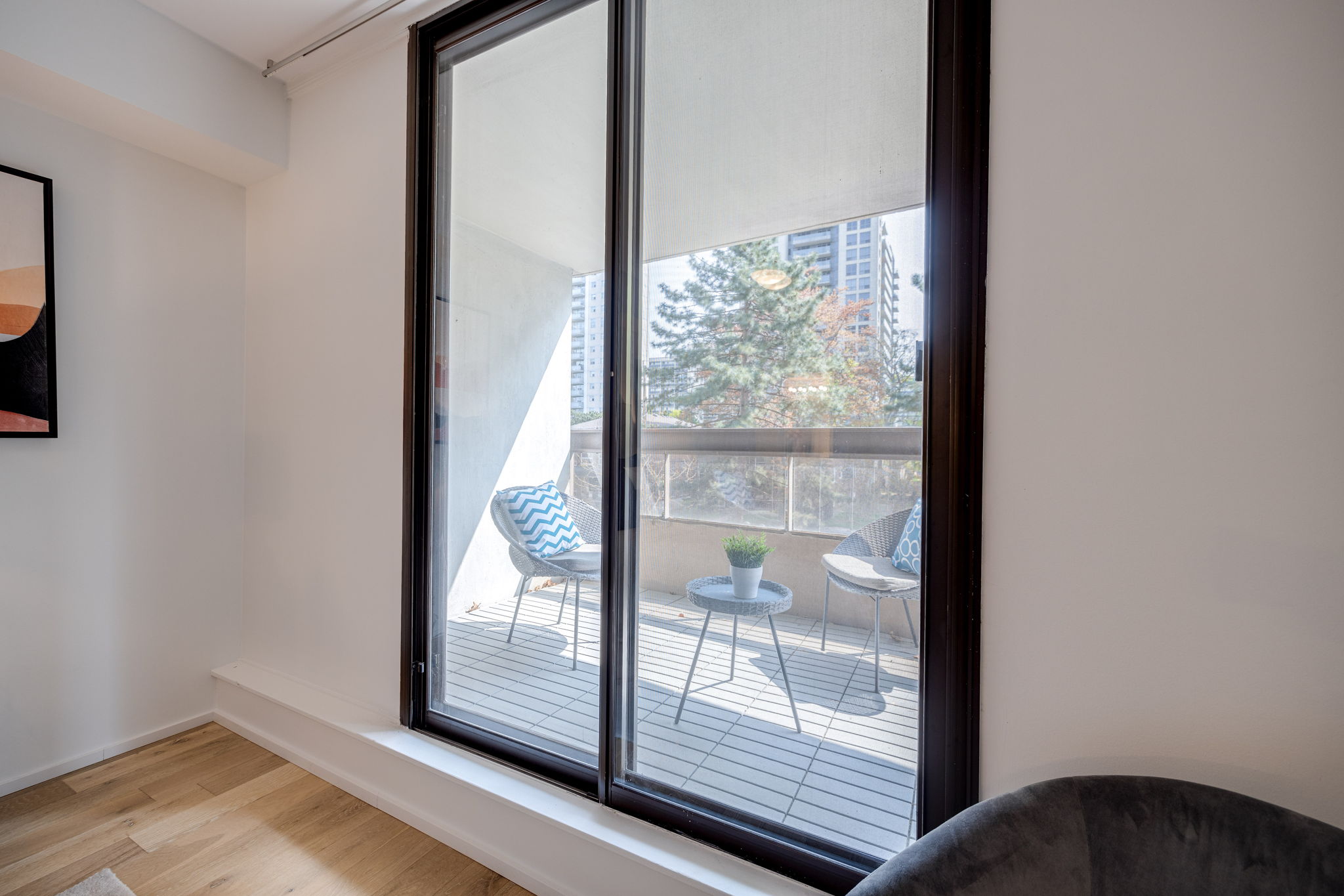 Toronto property showcase — delivered property photograph 25
