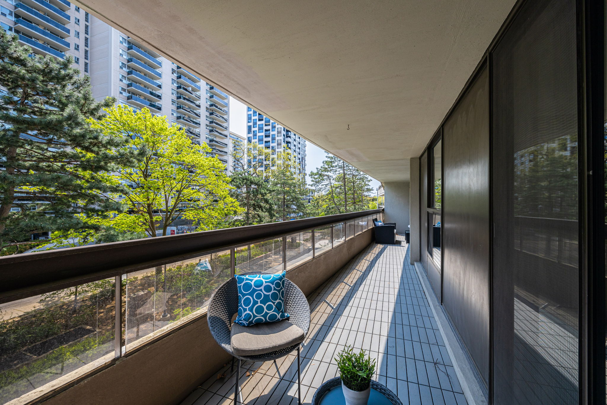 Toronto property showcase — delivered property photograph 35