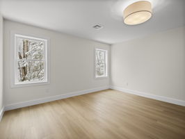 100 Secret Lake Rd, Phillipston, MA 37