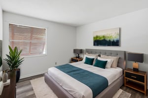 6Y8A4872 virtually staged.jpeg