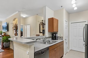 Vista Lake Dr 2-S0808-013.jpg