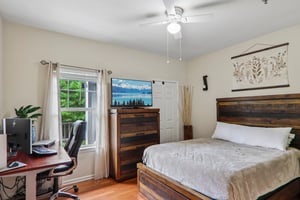 Vista Lake Dr 2-S0808-026.jpg