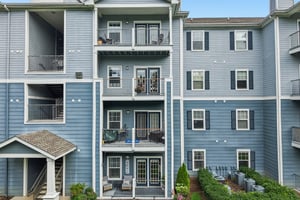 Vista Lake Dr 2-S0808-038.jpg