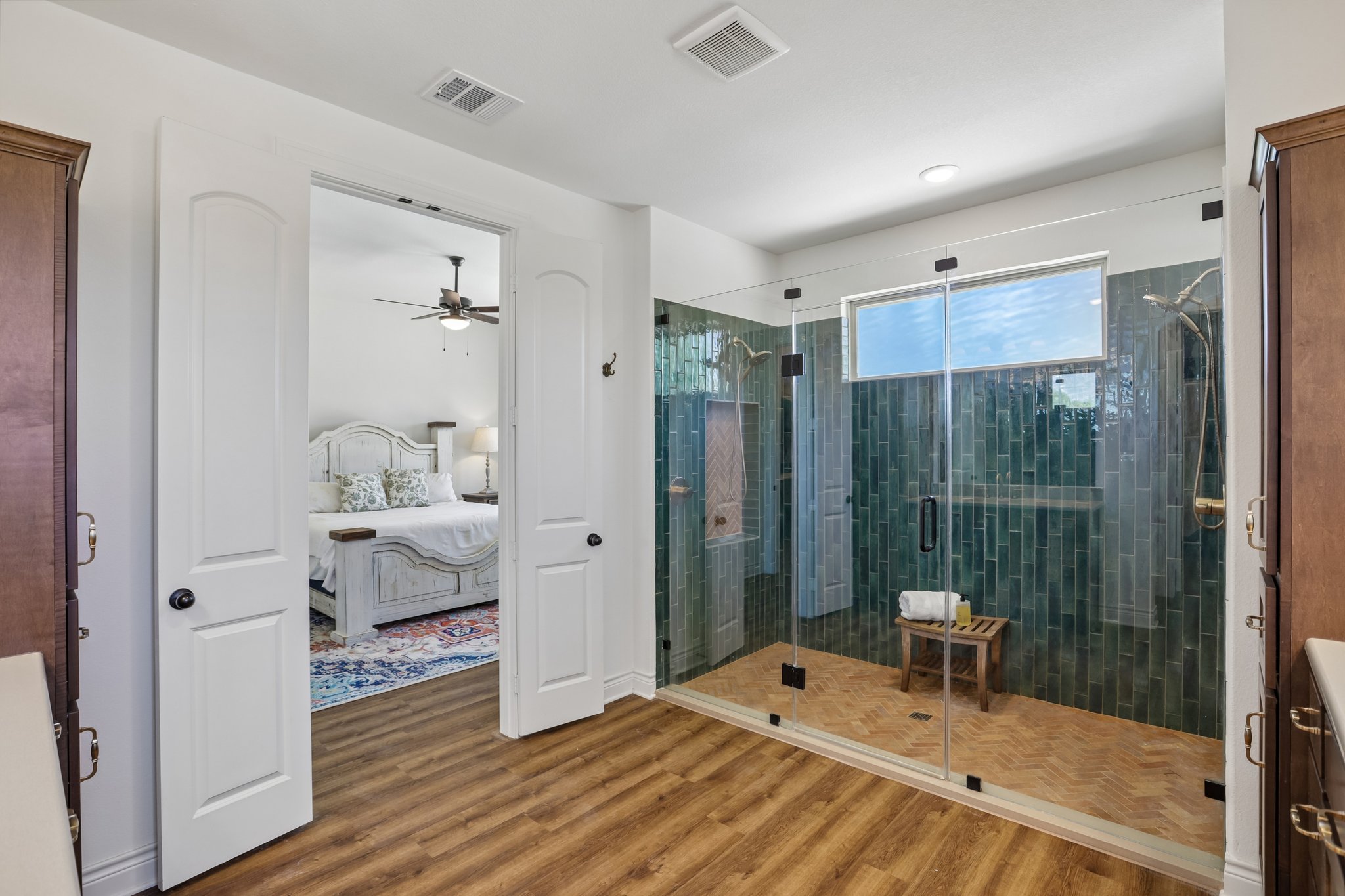 W Leaning Madrone Dr-S1308-062.jpg