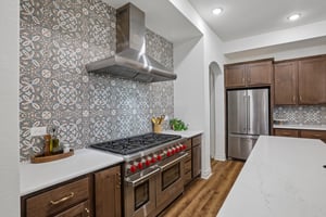 W Leaning Madrone Dr-S1308-035.jpg