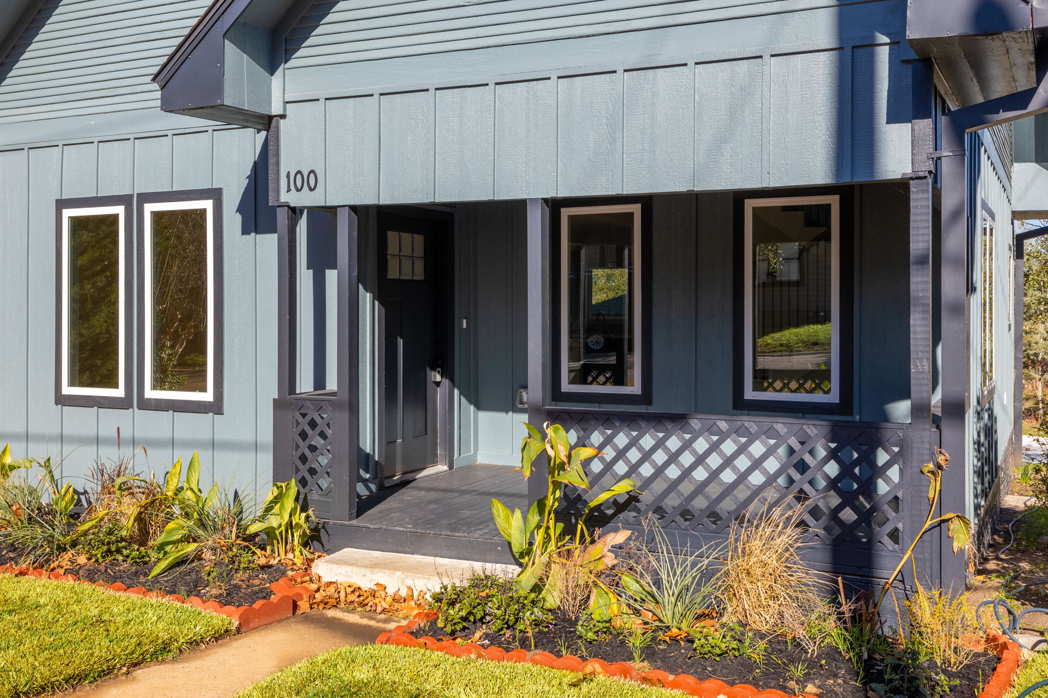 100 W Val Verde St-2