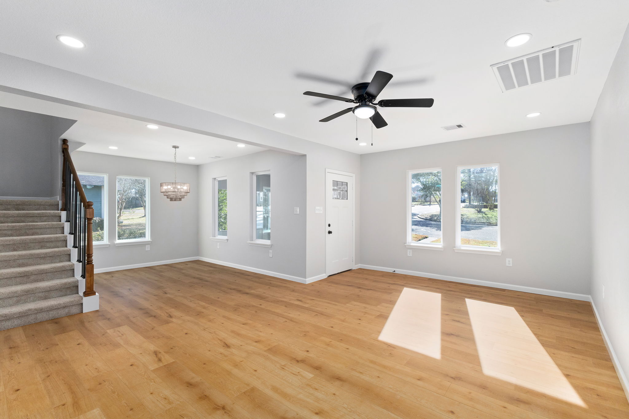 100 W Val Verde St-6