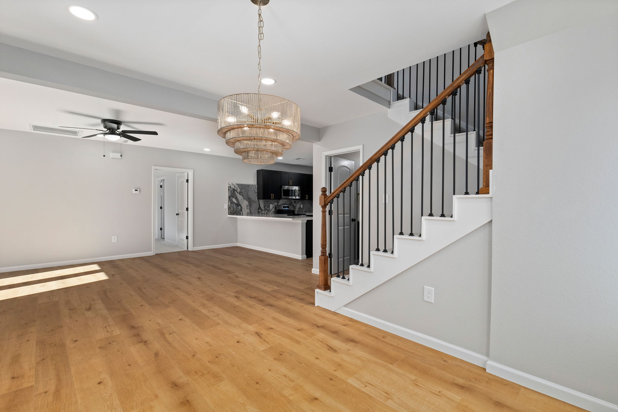 100 W Val Verde St-10