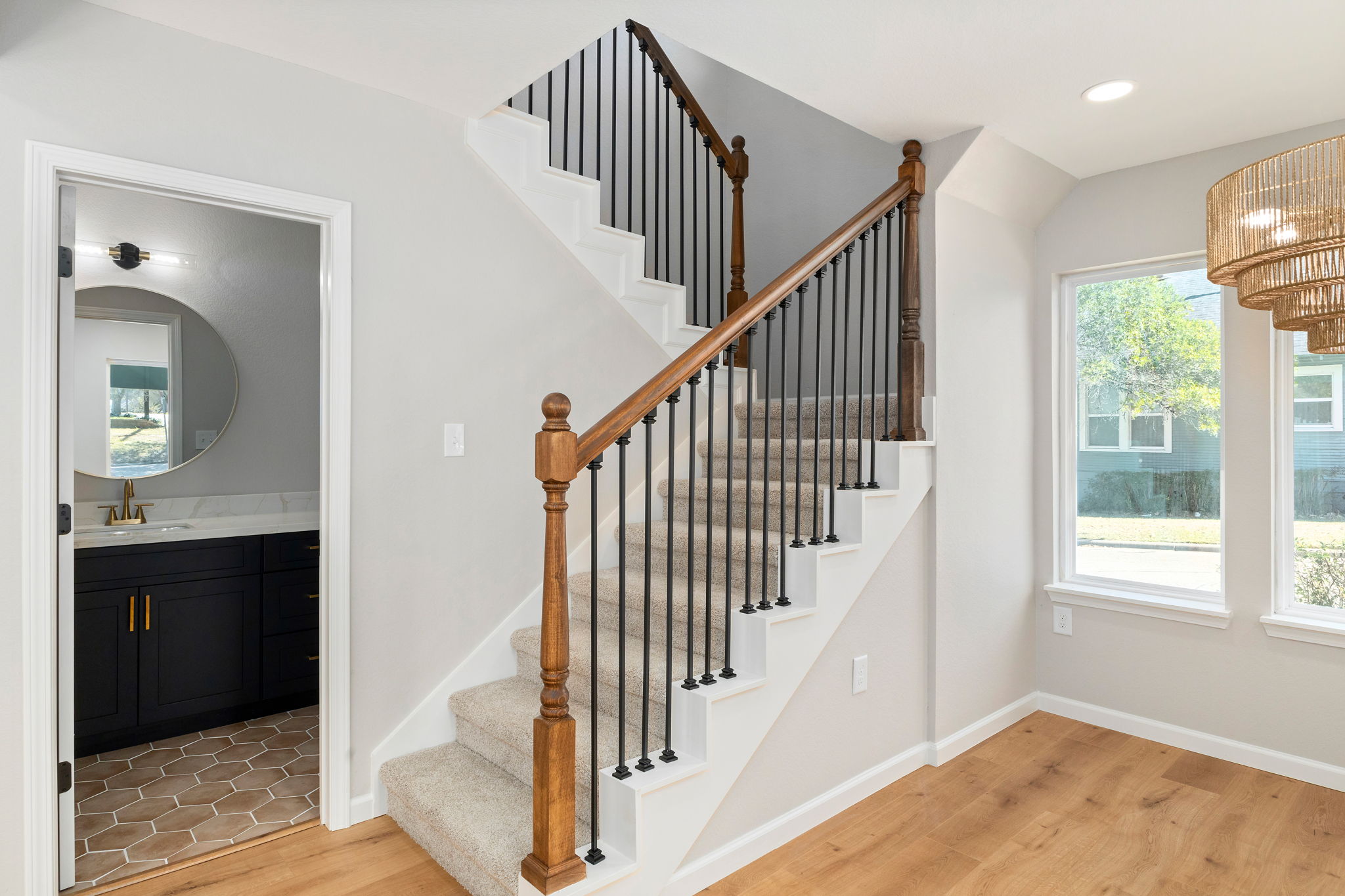 100 W Val Verde St-25