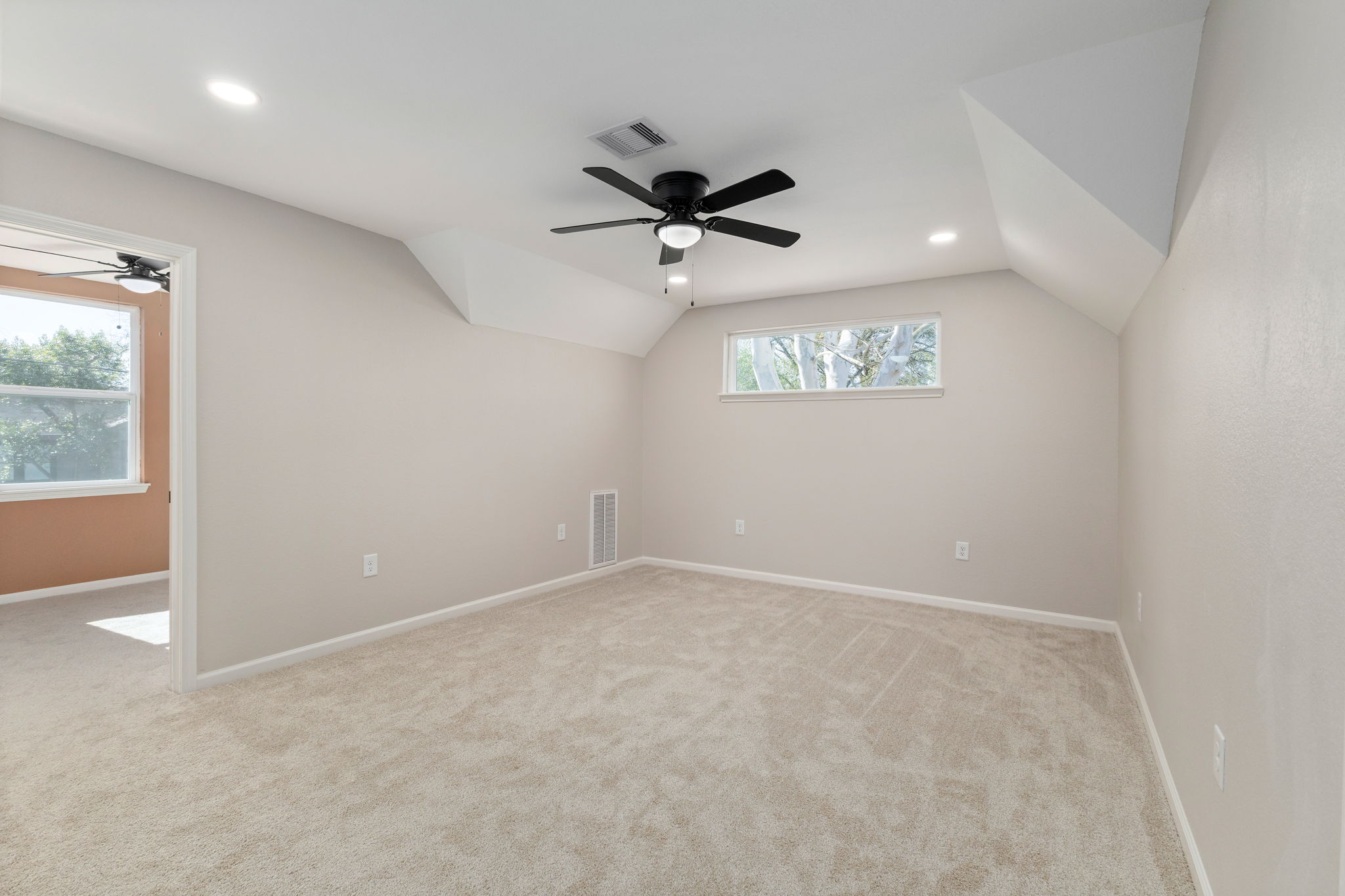 100 W Val Verde St-27