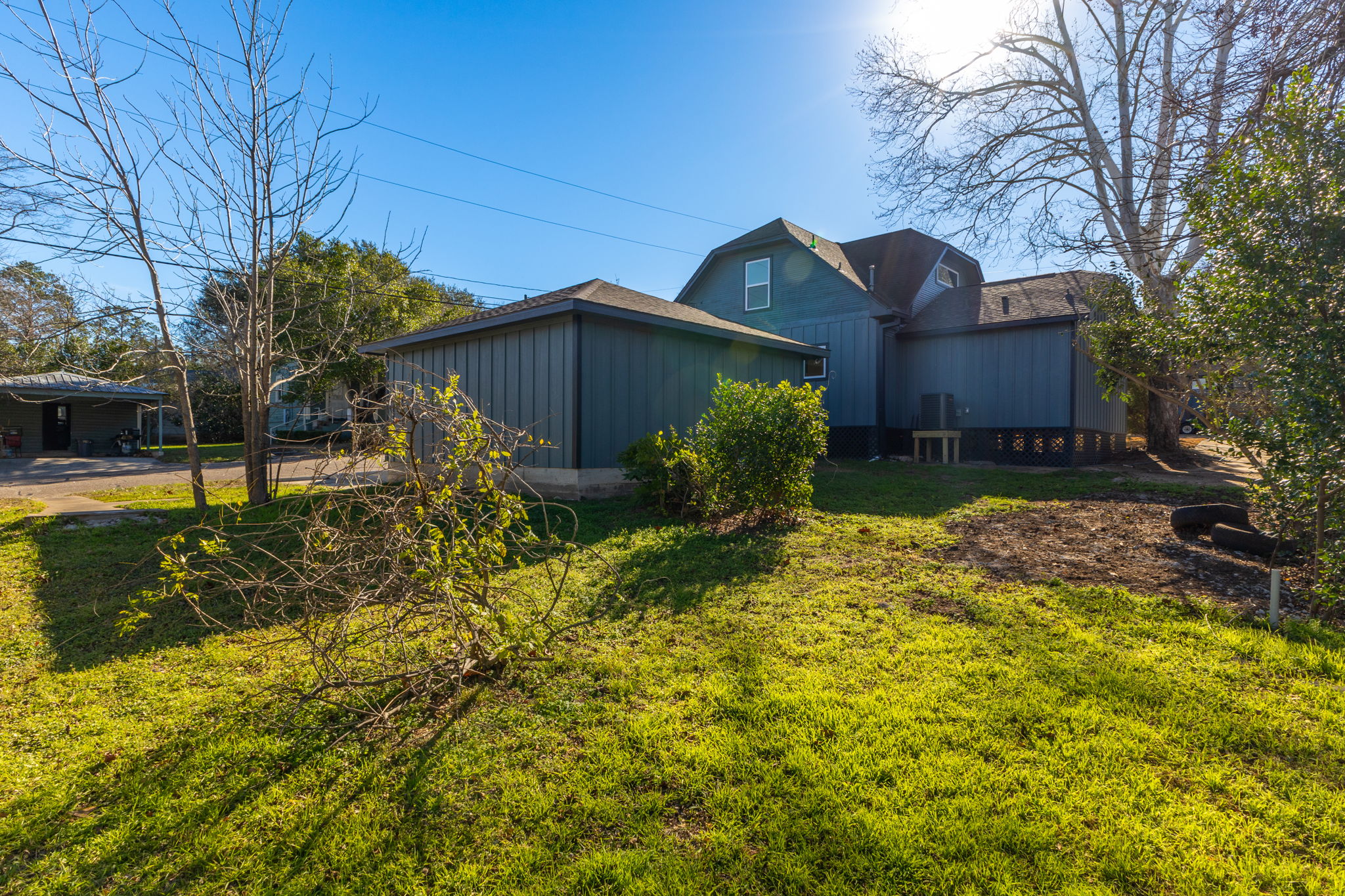 100 W Val Verde St-37