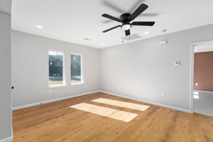 100 W Val Verde St-7