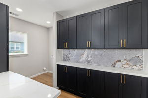 100 W Val Verde St-17