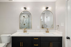 100 W Val Verde St-24