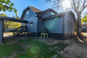 100 W Val Verde St-36