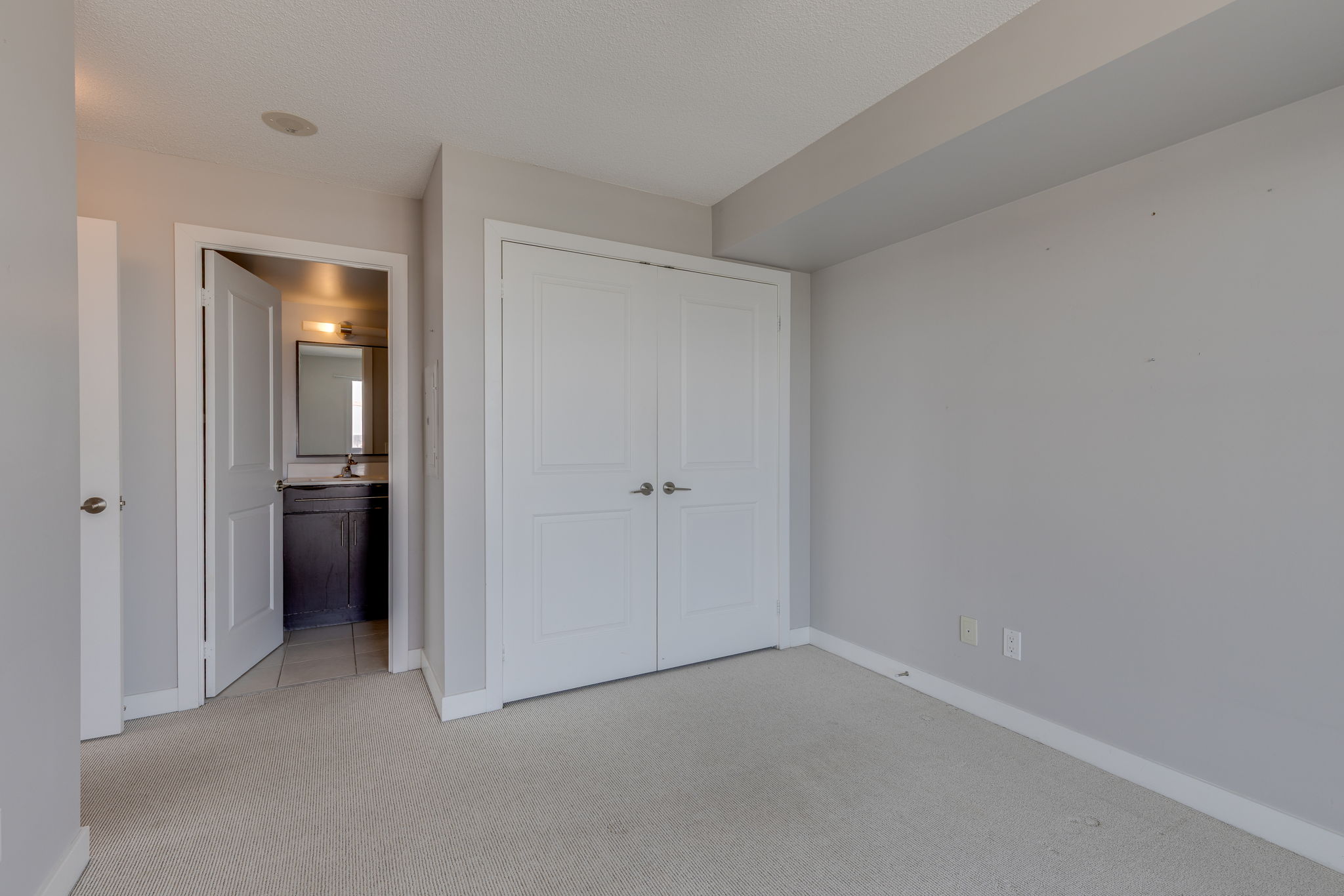 Toronto property showcase — delivered property photograph 16