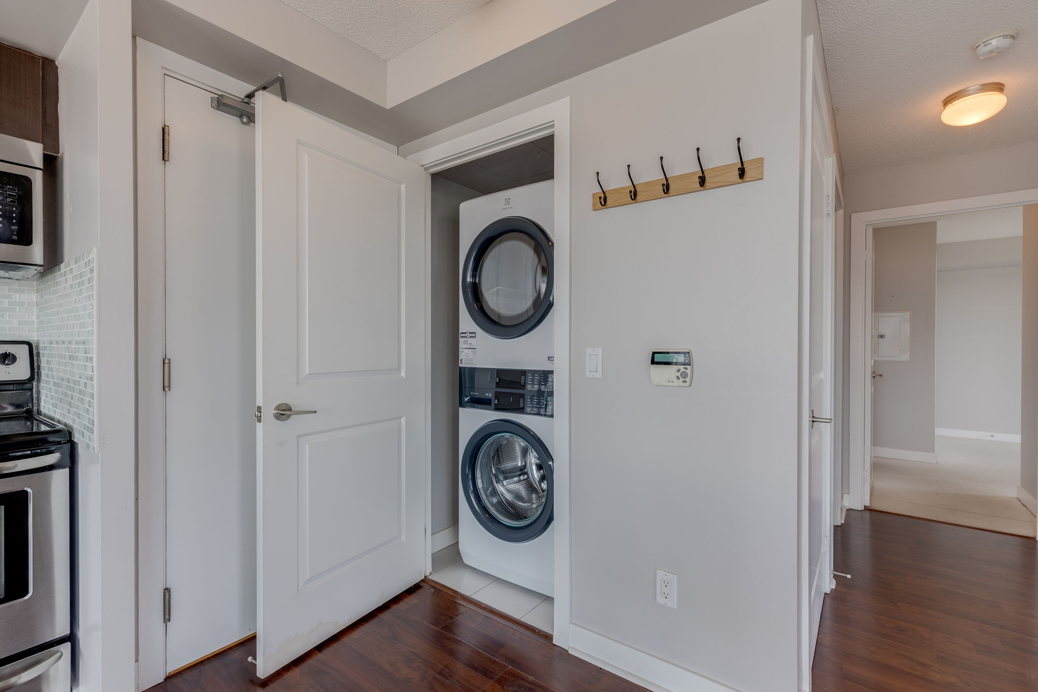 Toronto property showcase — delivered property photograph 18