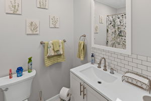  Photo 31