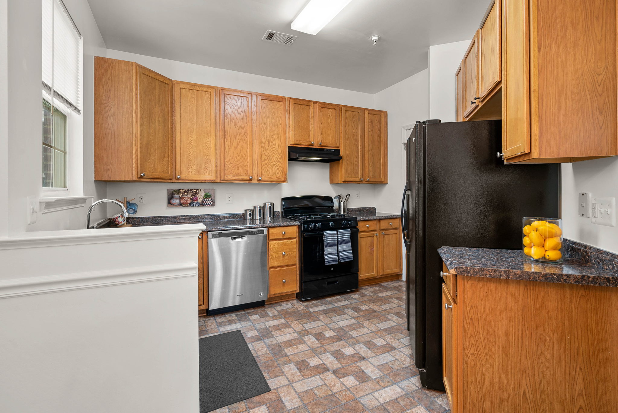 100 Wild Fig Ct, Frederick, MD 21702, USA Photo 13