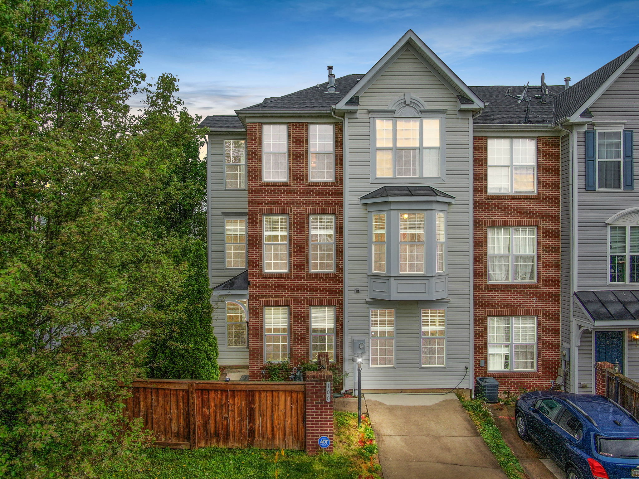 100 Wild Fig Ct, Frederick, MD 21702, USA Photo 2