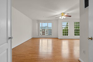 100 Wild Fig Ct, Frederick, MD 21702, USA Photo 26