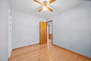  Photo 47