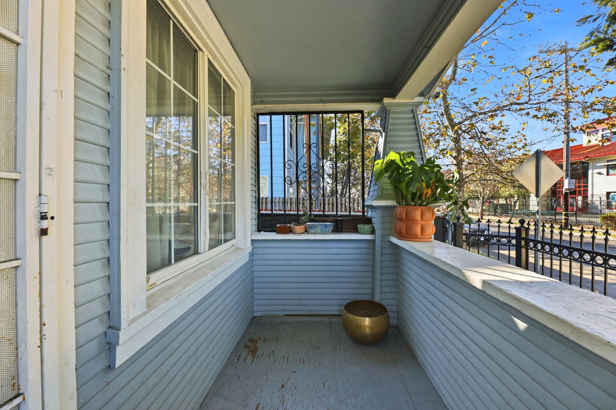 007_F8_1000 81st Ave