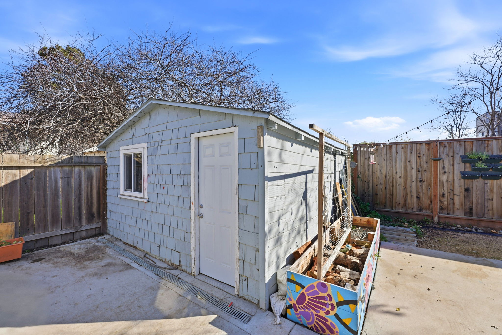 037_F8_1000 81st Ave