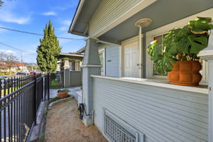 004_F8_1000 81st Ave