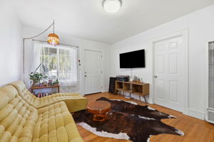 010_F8_1000 81st Ave