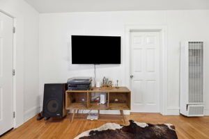 011_F8_1000 81st Ave